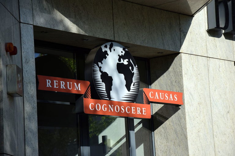 B2E research featured in essay by Armin Falk in the German newspaper “Der Tagesspiegel”